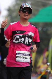 BIB: 421952, 40037
                            <button type="button" onclick="openModal(7975109)" class="btn btn-primary btn-sm float-right btn-popup" data-toggle="modal" data-target=".modal-high-quality">
                        <i class="fas fa-shopping-cart"></i> Add to Cart
                    </button>
                                            <button type="button" onclick="isThisMe(7975109, true)" class="btn btn-success btn-sm float-right btn-popup btn-isme hidden" data-toggle="tooltip" data-placement="bottom" title="นี่คือรูปของคุณใช่ไหม คลิกที่นี่เพื่อเอาเข้าอัลบั้ม">
                        <i class="fas fa-plus"></i> Add to album
                    </button>
                    <button type="button" onclick="isThisMe(7975109, false)" class="btn btn-warning btn-sm float-right btn-popup btn-isnotme hidden">
                        <i class="fas fa-ban"></i> Remove from album
                    </button>
